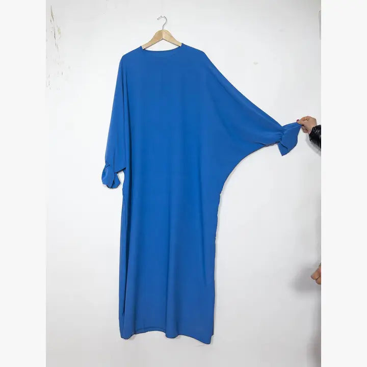 Abaya longue ref: 23312pk - Abaya longue large en Soie de Médine élégante et fluide