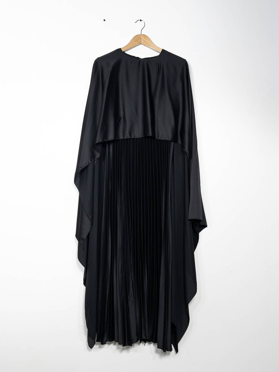 Robe abaya en satin plissés ref:Y102 - Robe abaya en satin plissé élégante et confortable avec une cape longue