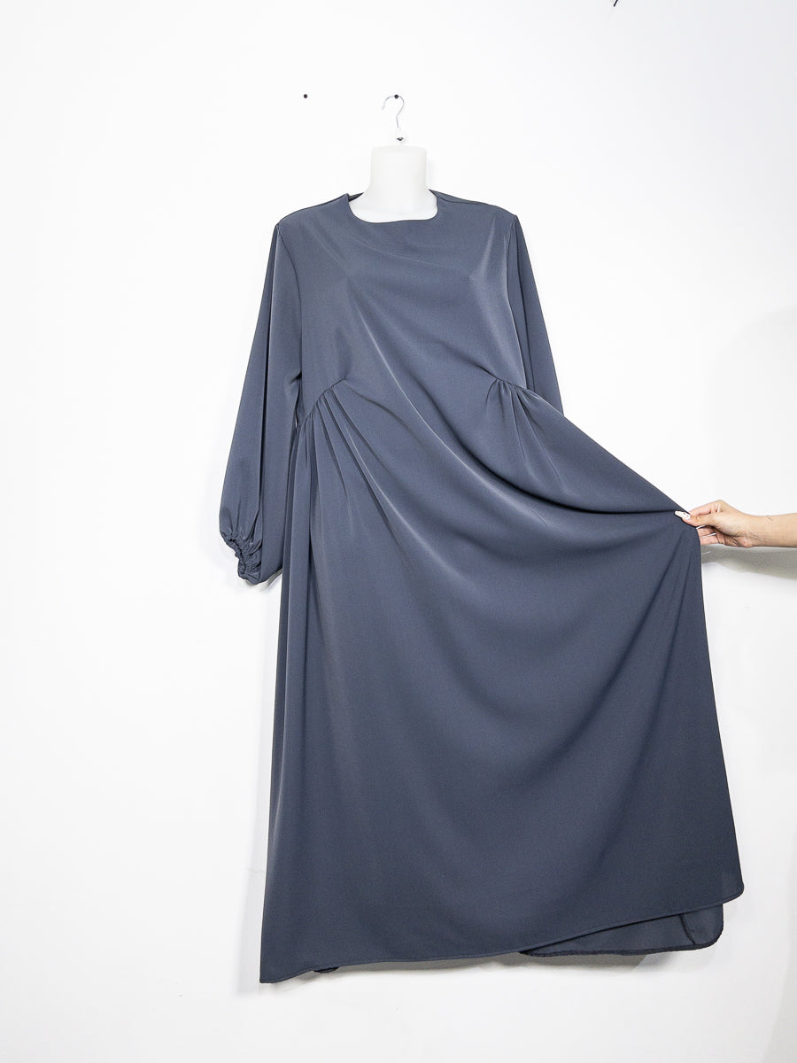 Robe abaya en Soie de Médine Ref: Ro2509pk - Robe abaya en Soie de Médine subtilement froncée au buste coupe fluide avec manches bouffantes