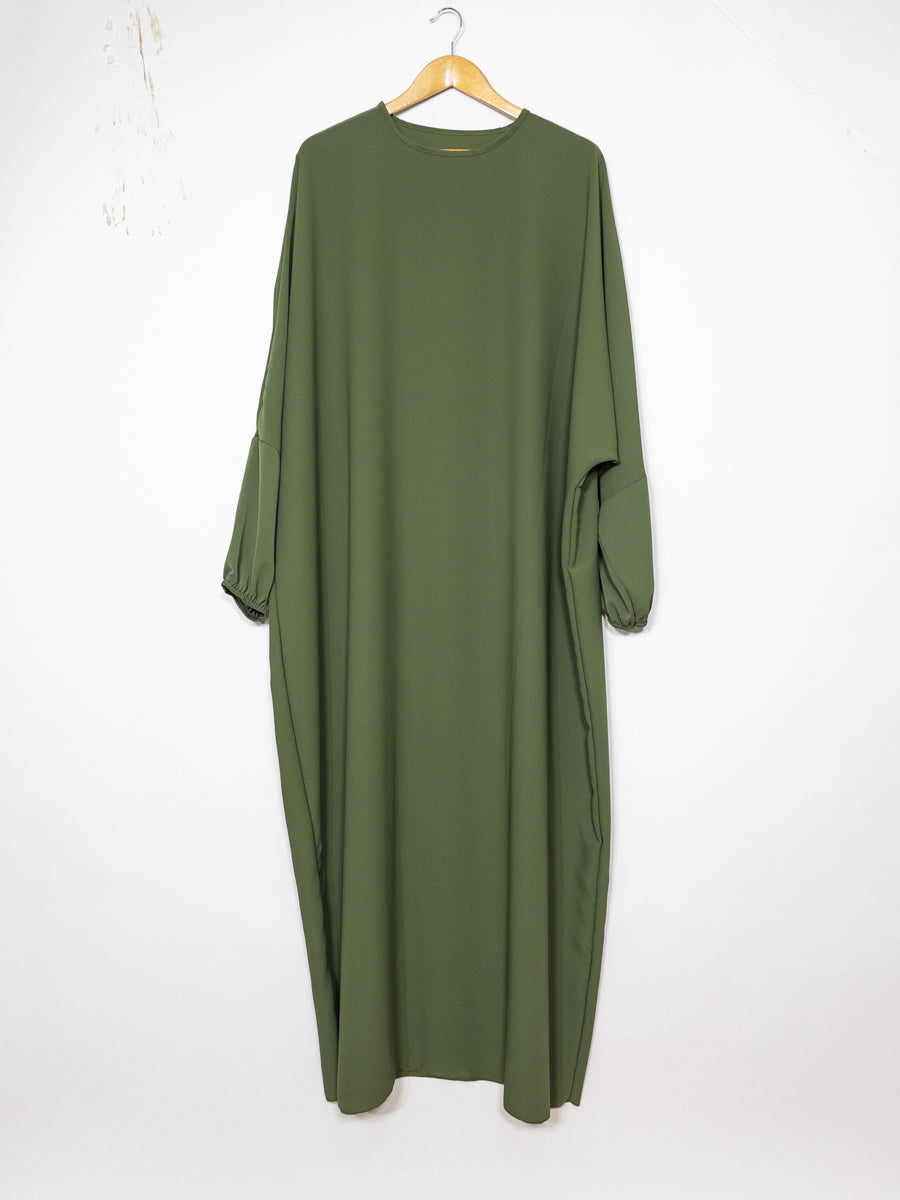 Abaya longue large en Soie de Médine ref: Ro2303pk - Abaya longue large en Soie de Médine ample et fluide avec manches bouffantes