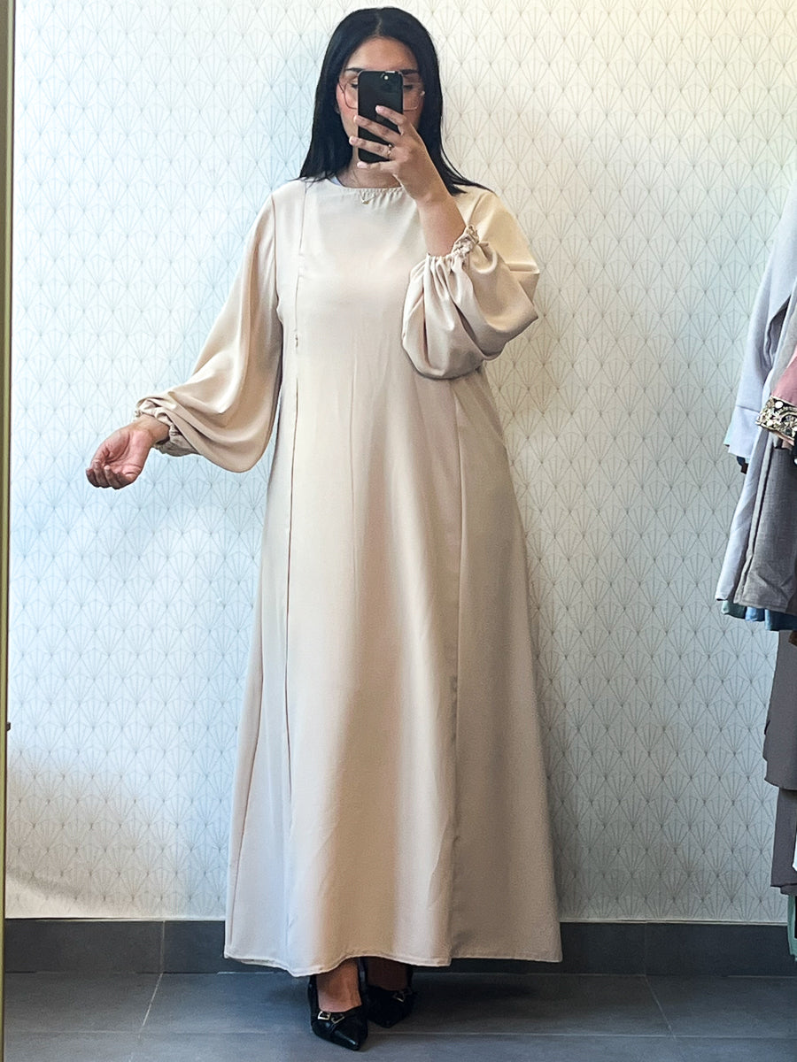 Abaya d'allaitement en soie de Medine ouvertures zip REF:RO2508PK - doux et fluide facilitant l’allaitement en toute discrétion.