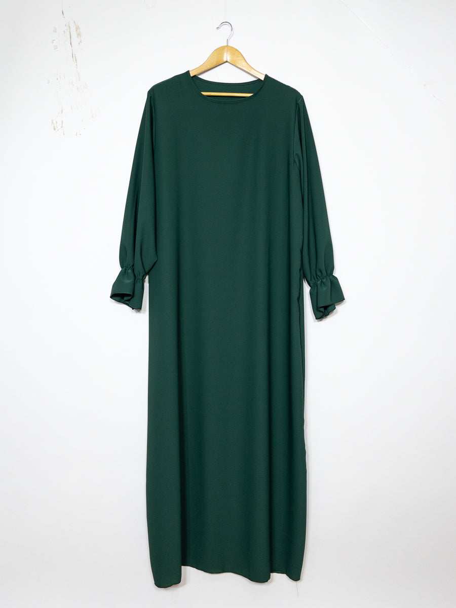 Abaya longue large ref: Ro2316pk- Abaya Longue Large en soie de Médine manches volantées chic et décontracté