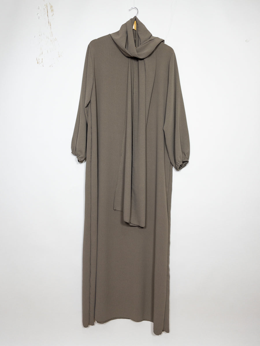 Abaya en jazz pour femme ref:ro2338 jazz pratique, confortable fluide et facile d’entretien