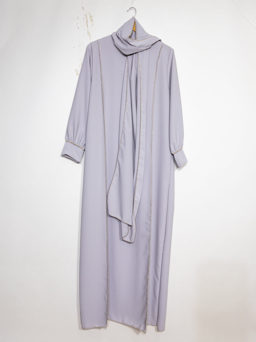 Abaya longue femme REF: Ro2369pk Robe Abaya en Soie de Médine avec Écharpe style raffiné et sa touche dorée