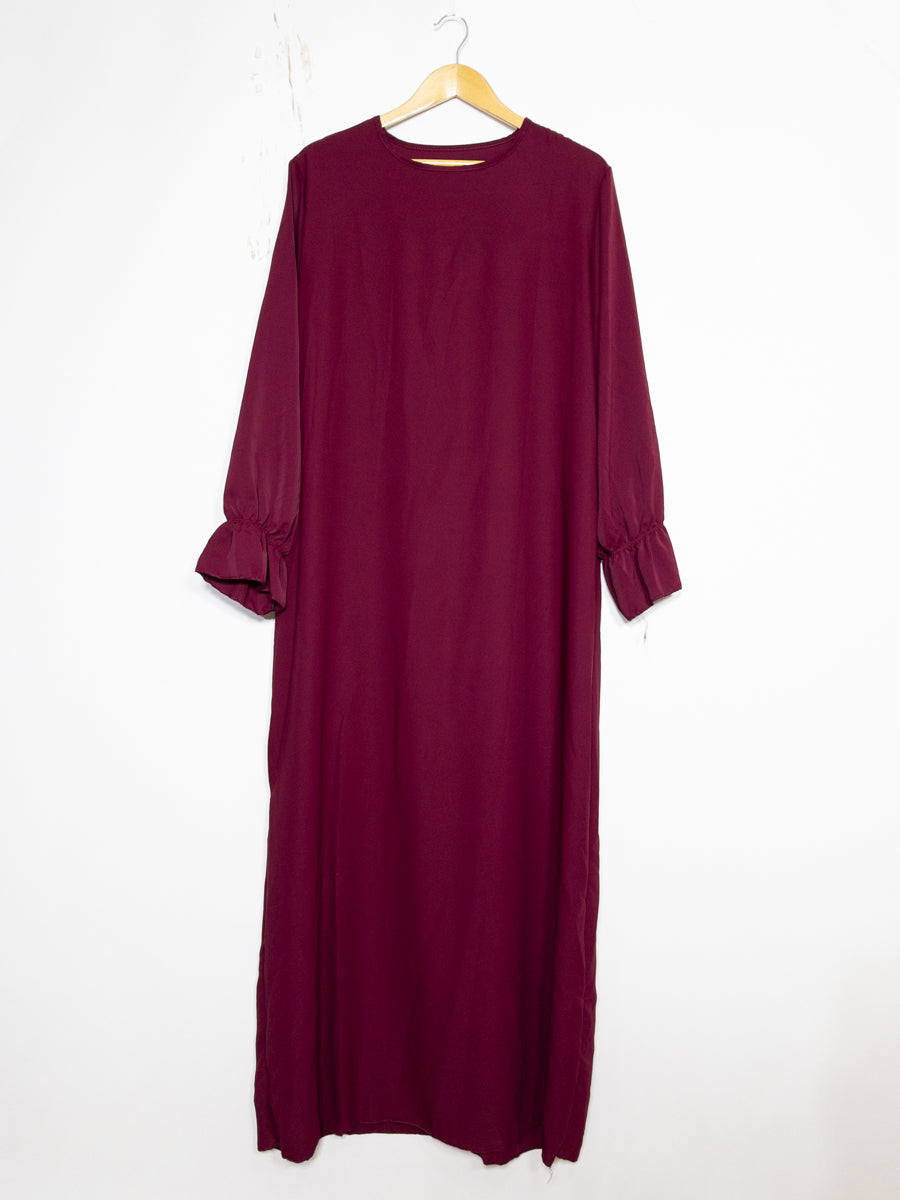 Abaya longue large ref: Ro2316pk- Abaya Longue Large en soie de Médine manches volantées chic et décontracté