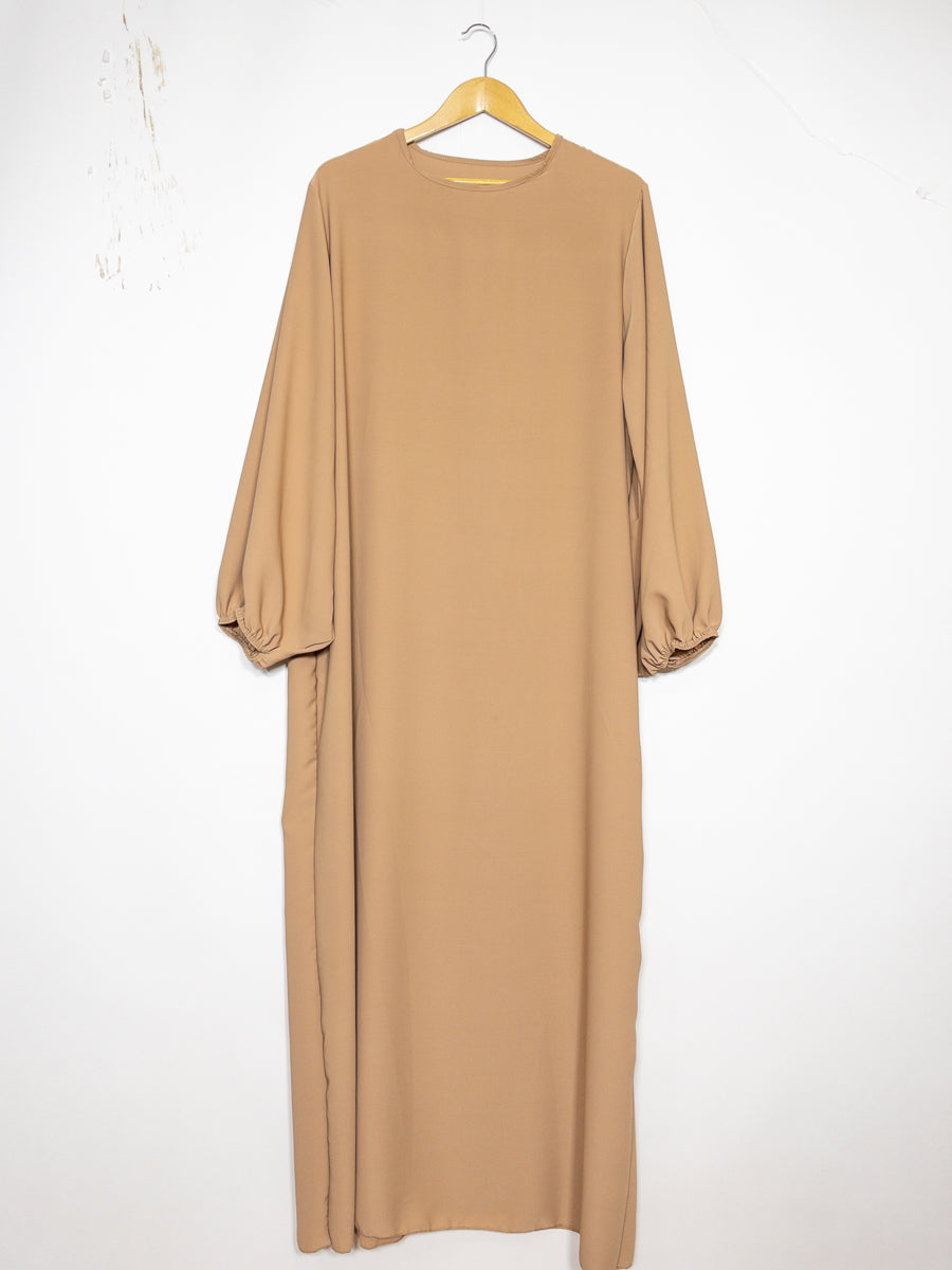 Robe Abaya en Soie de Médine - Modèle Ro2370pk - Manches ballon, fluide et confortable