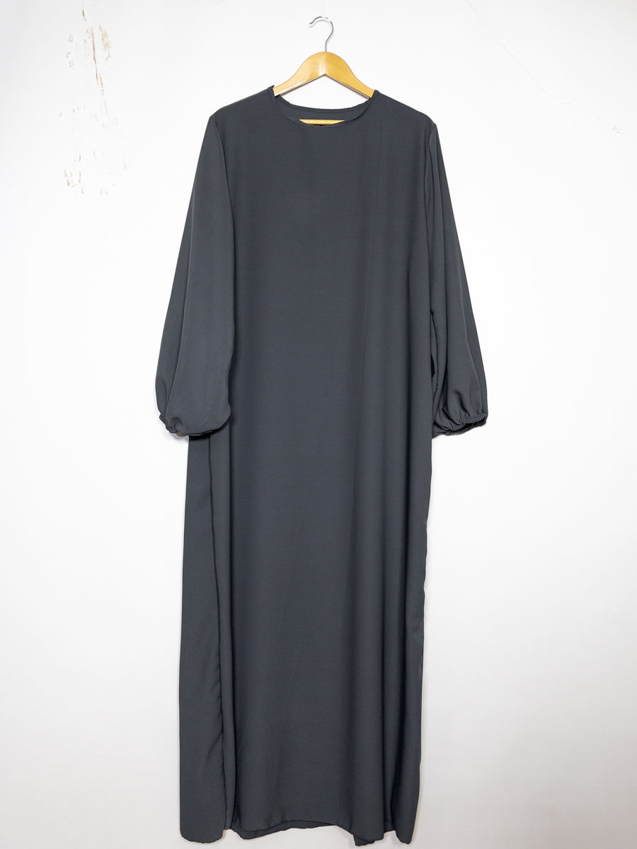 Robe Abaya en Soie de Médine - Modèle Ro2370pk - Manches ballon, fluide et confortable