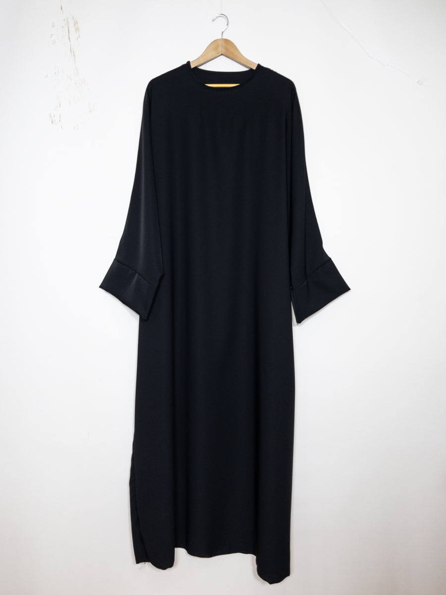 Abaya longue femme ref: ro2331pk - Abaya Longue en Soie de Médine à Manches Papillon fluide, douce et confortable
