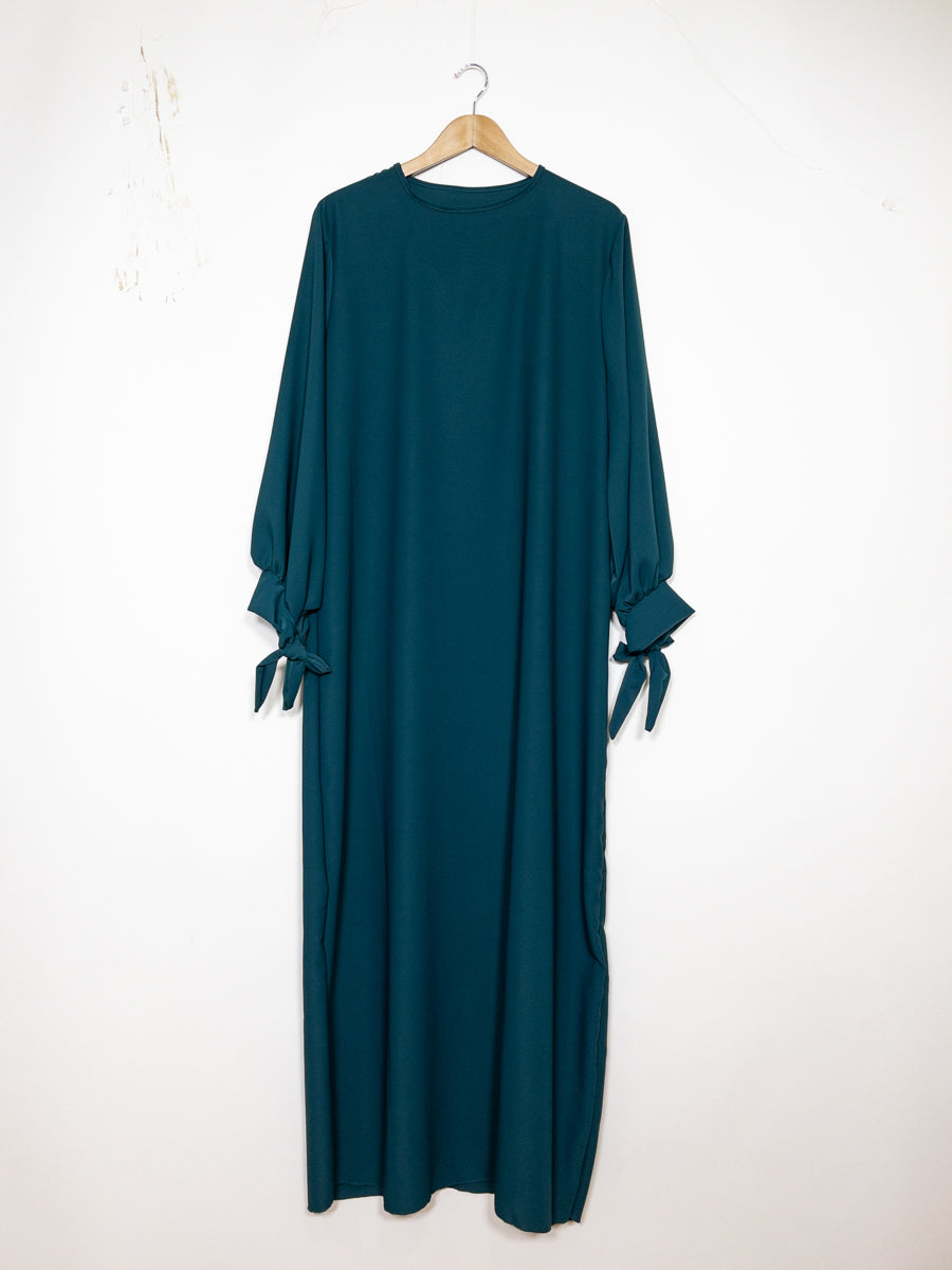Abaya en soie de Médine RO2378PK - Elégante et fluide avec coupe ample et manches ballon avec joli nœud