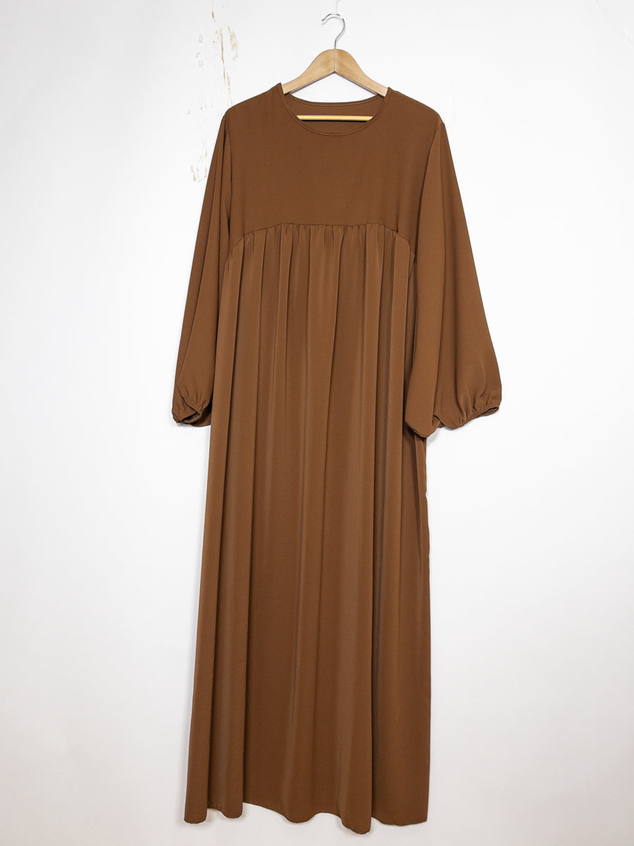 Abaya longue en soie de Médine REF: RO2379PK - légère, fluide et confortable