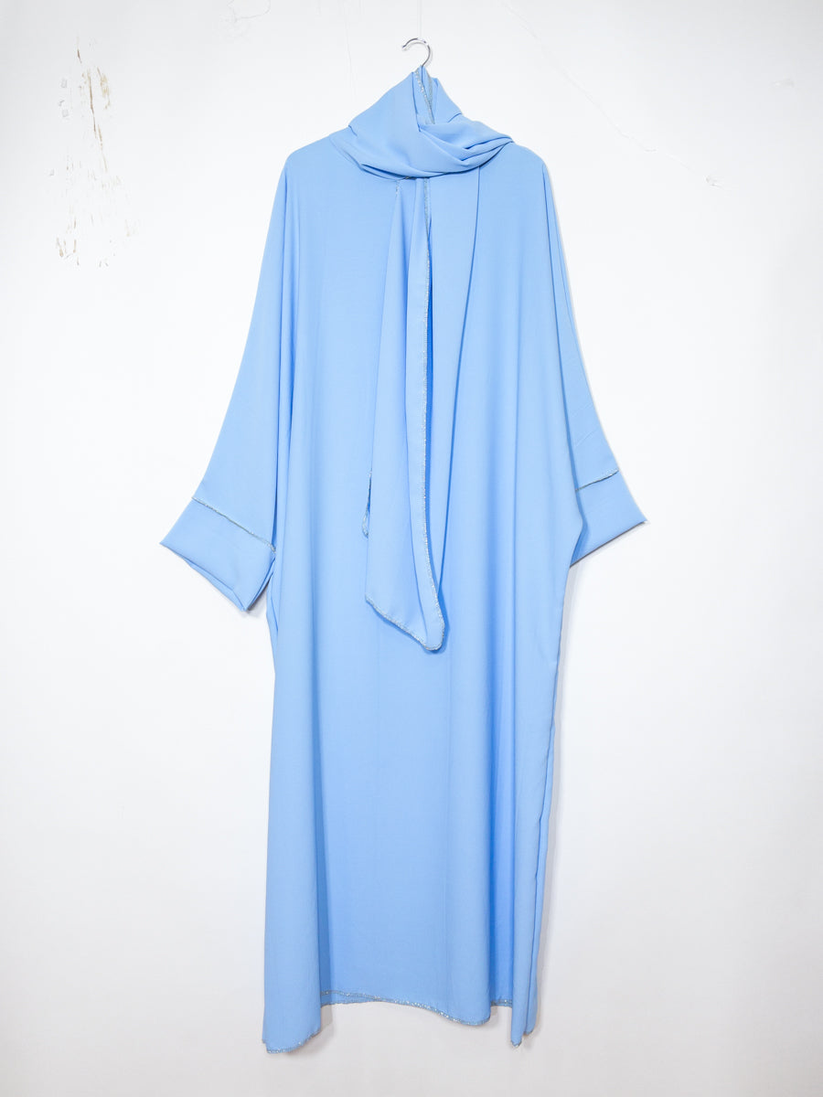 Abaya longue femme REF: Ro2381pk en soie de medine avec voile Intégré fluide et élégante