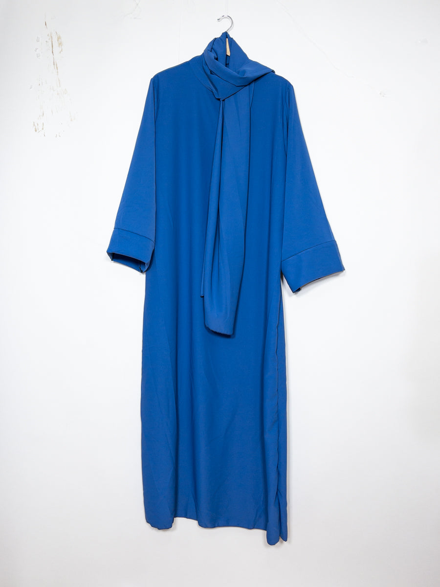 Abaya en soie de Médine pour femme ref:Ro2377pknml - voile intégré confortable et simple