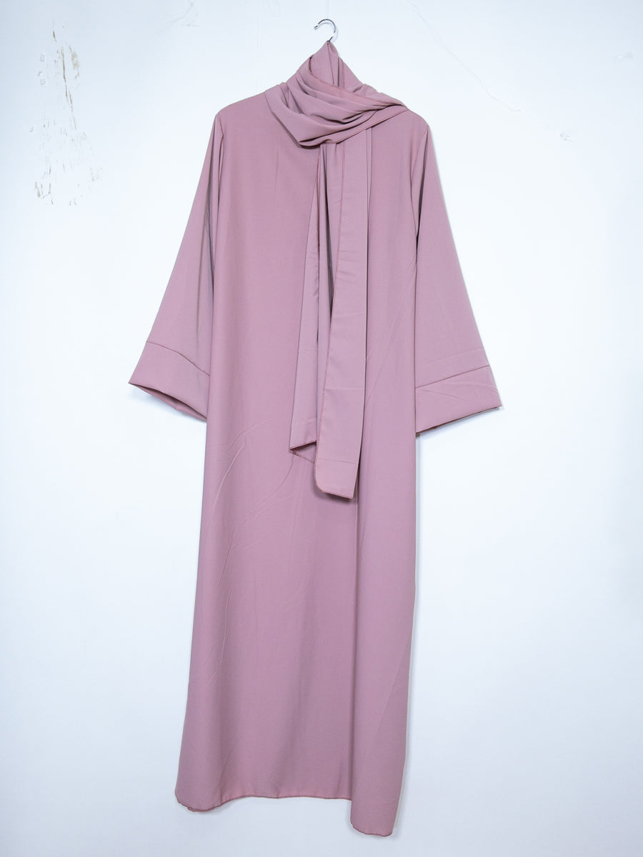 Abaya en soie de Médine pour femme ref:Ro2377pknml - voile intégré confortable et simple