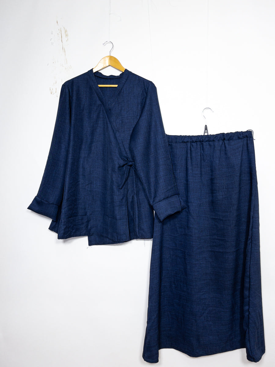 Ensemble EN2385XLM-JU - haut croisé avec nœud sur les côtés style kimono avec jupe évasée