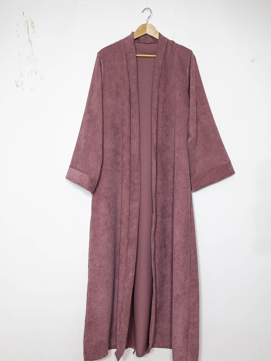 Kimono manche large pour femme ref:2391 Kimono Manches Larges en Velours Côtelé a coupe longue et ouverte avec  des manches amples
