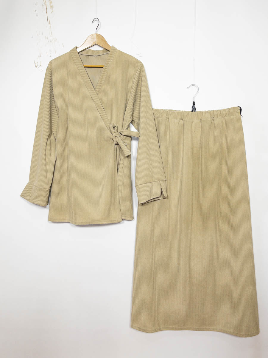 Ensemble côtelé pour l'hiver : 2385-ju-Côtèle Ensemble Côtelé pour l’Hiver avec jupe côtelé chic et chaleureux