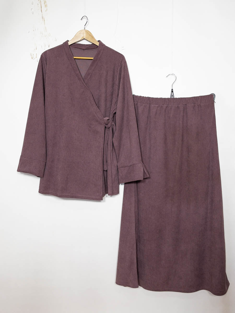 Ensemble côtelé pour l'hiver : 2385-ju-Côtèle Ensemble Côtelé pour l’Hiver avec jupe côtelé chic et chaleureux