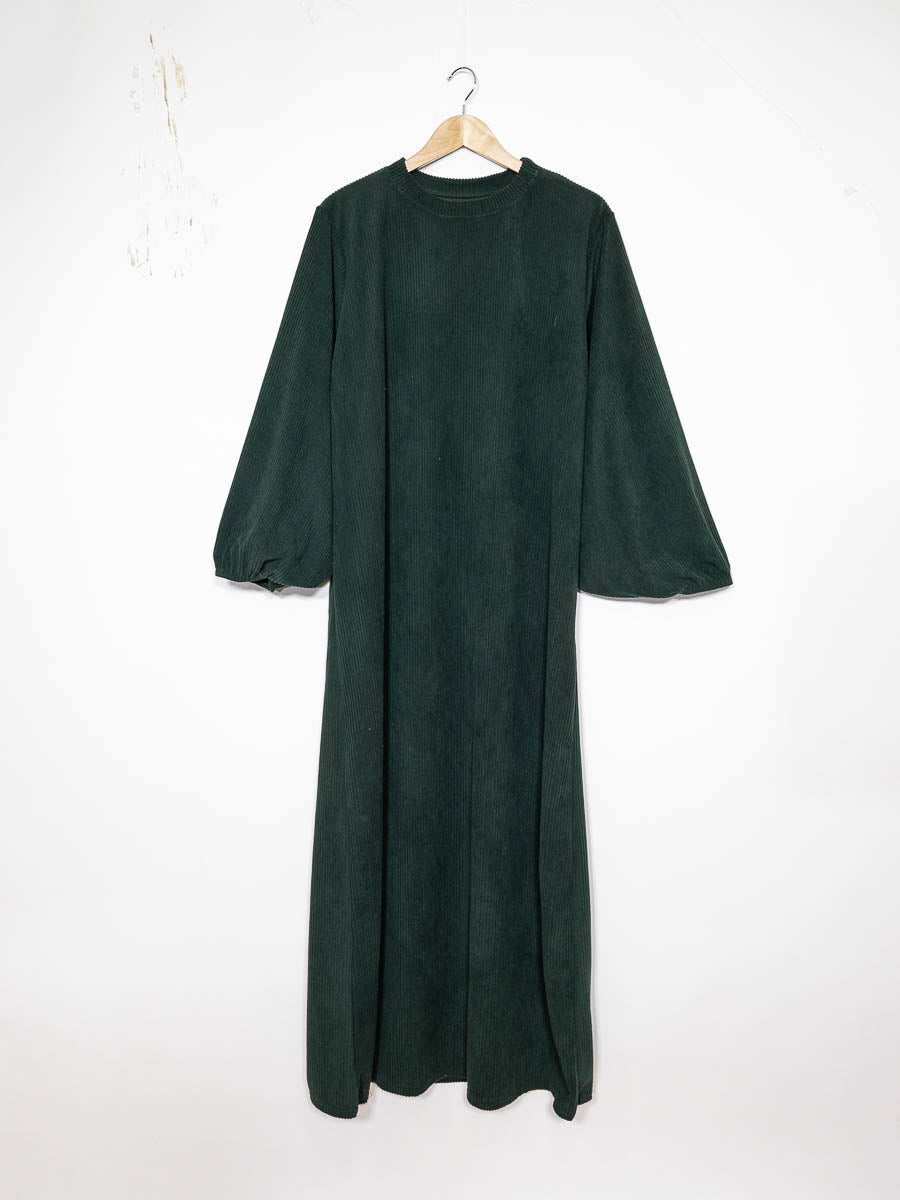 Abaya côtelé pour l'hiver ref:2398 - Abaya confortable velours Côtelé pour l’Hiver