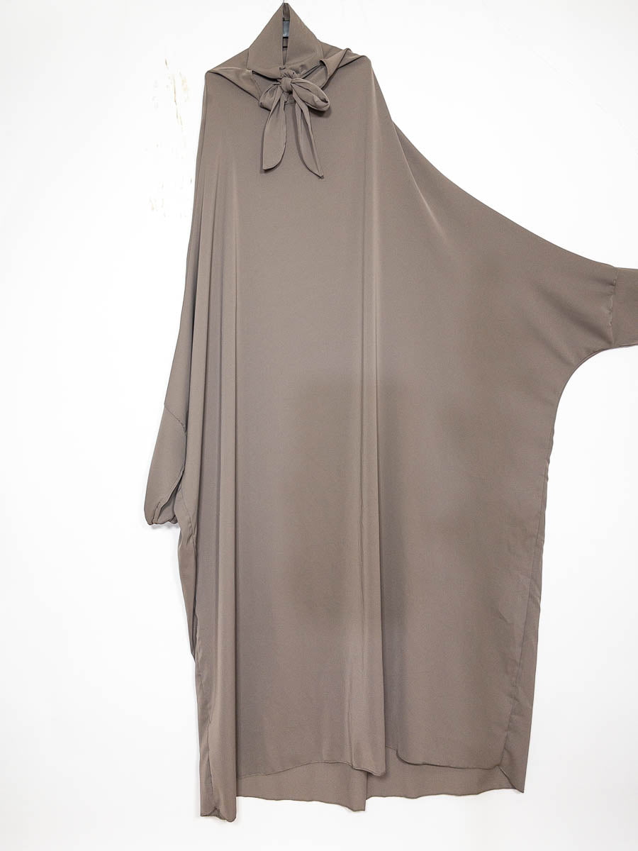 Jilbeb longue femme ref:2350-3 pk en soie de medine tissu fluide et opaque port confortable tout au long de la journée