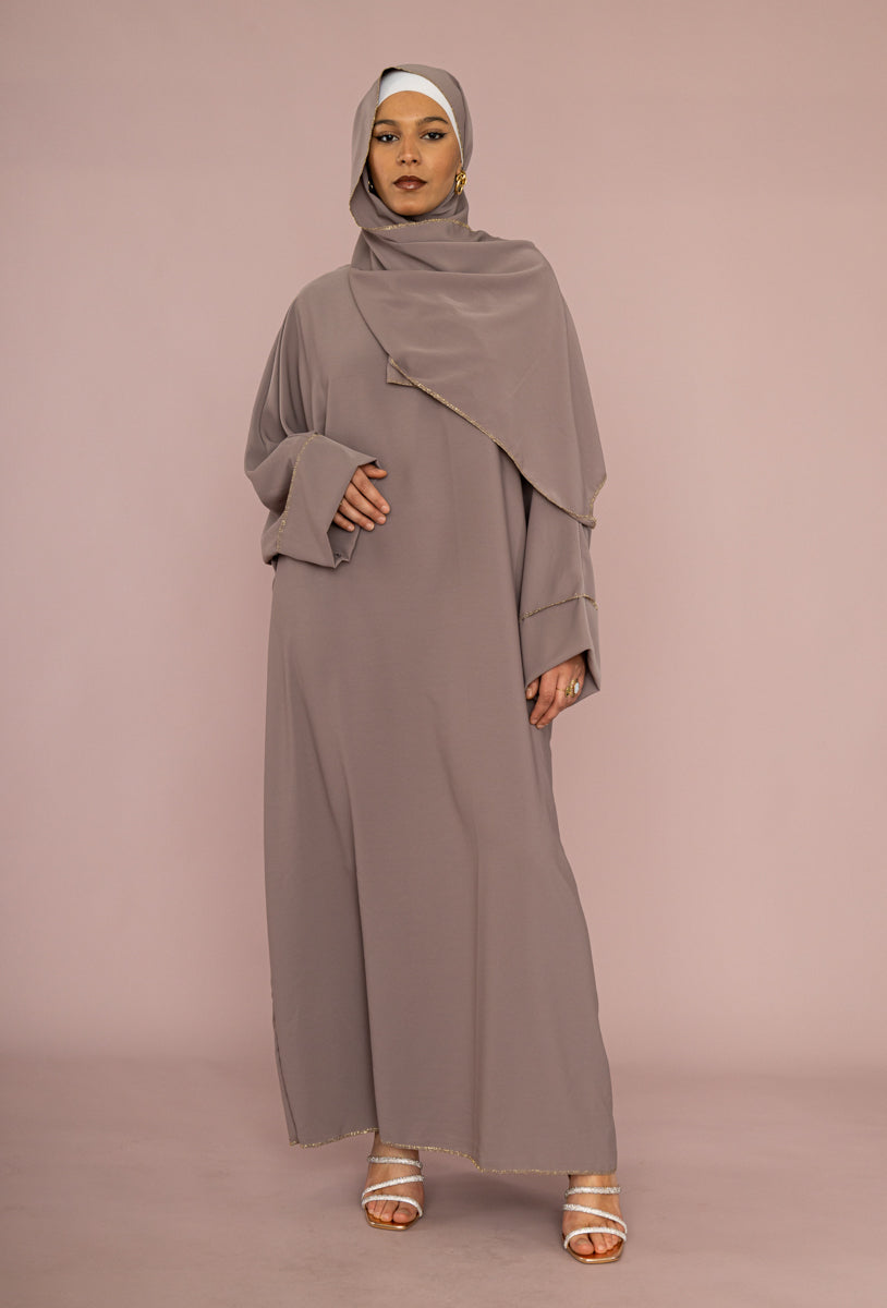 Abaya longue femme REF: Ro2381pk en soie de medine avec voile Intégré fluide et élégante