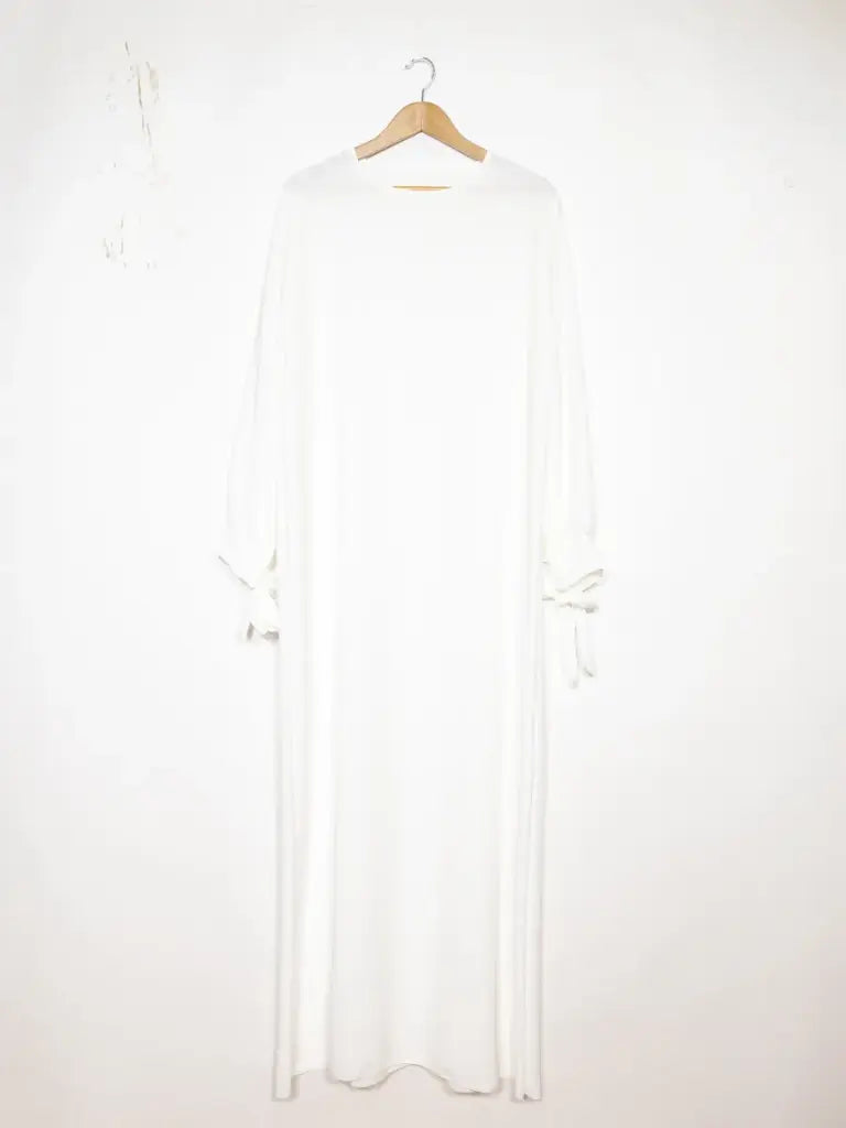 Robe abaya réf RoL2378pk - Robe abaya longue en soie de Médine longue pour femme 185cm avec manches ballon et nœud fluide et sophistiquée