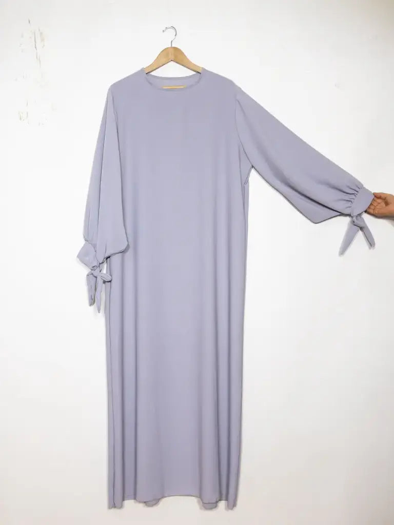 Robe abaya réf RoL2378pk - Robe abaya longue en soie de Médine longue pour femme 185cm avec manches ballon et nœud fluide et sophistiquée